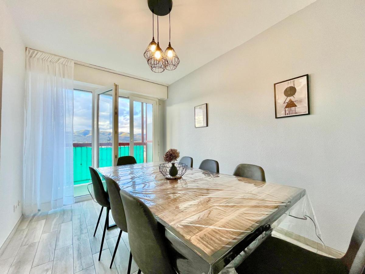 Appartamento Colmar - La Cigogne - Balcon - Vue Degagee - Netflix - Wifi Fibre - Parking Gratuit - Quartier Populaire Esterno foto